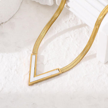 Opaline Glow Necklace